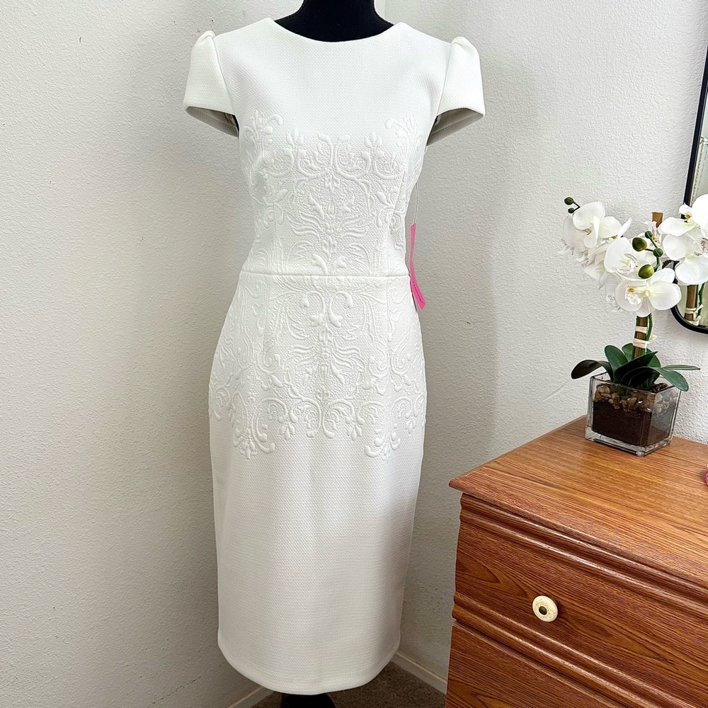 Betsy Johnson Elegant White Embroidered Sheath Dress (Size 6) NWT